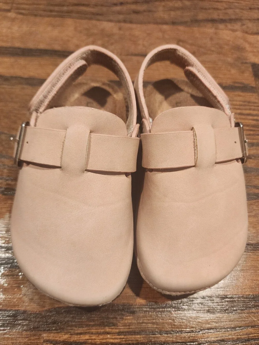 Kids Soft Leather Slip-On Shoes in Light Pink